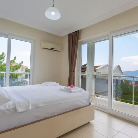 Villa Region Random Villas By Lookbookholiday *